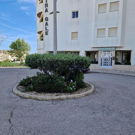 Apartamento T2 Palmeira Gale-Praia Da Gale Guia  Bagian luar foto