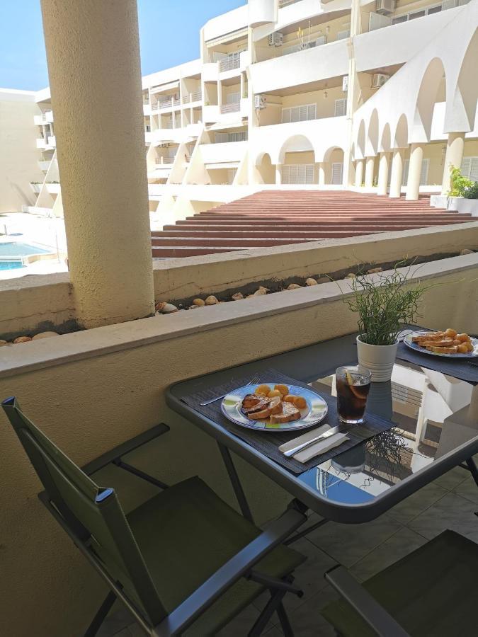 Apartamento T2 Palmeira Gale-Praia Da Gale Guia  Bagian luar foto