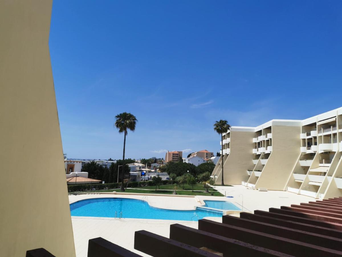 Apartamento T2 Palmeira Gale-Praia Da Gale Guia  Bagian luar foto