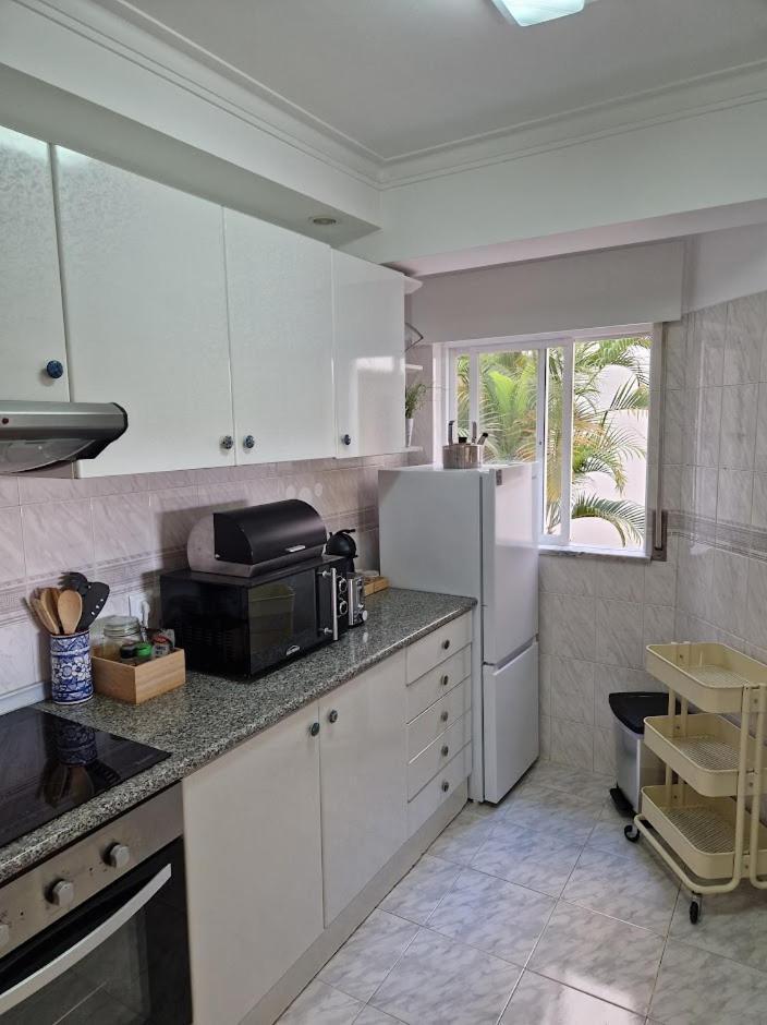 Apartamento T2 Palmeira Gale-Praia Da Gale Guia  Bagian luar foto