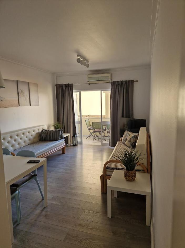 Apartamento T2 Palmeira Gale-Praia Da Gale Guia  Bagian luar foto